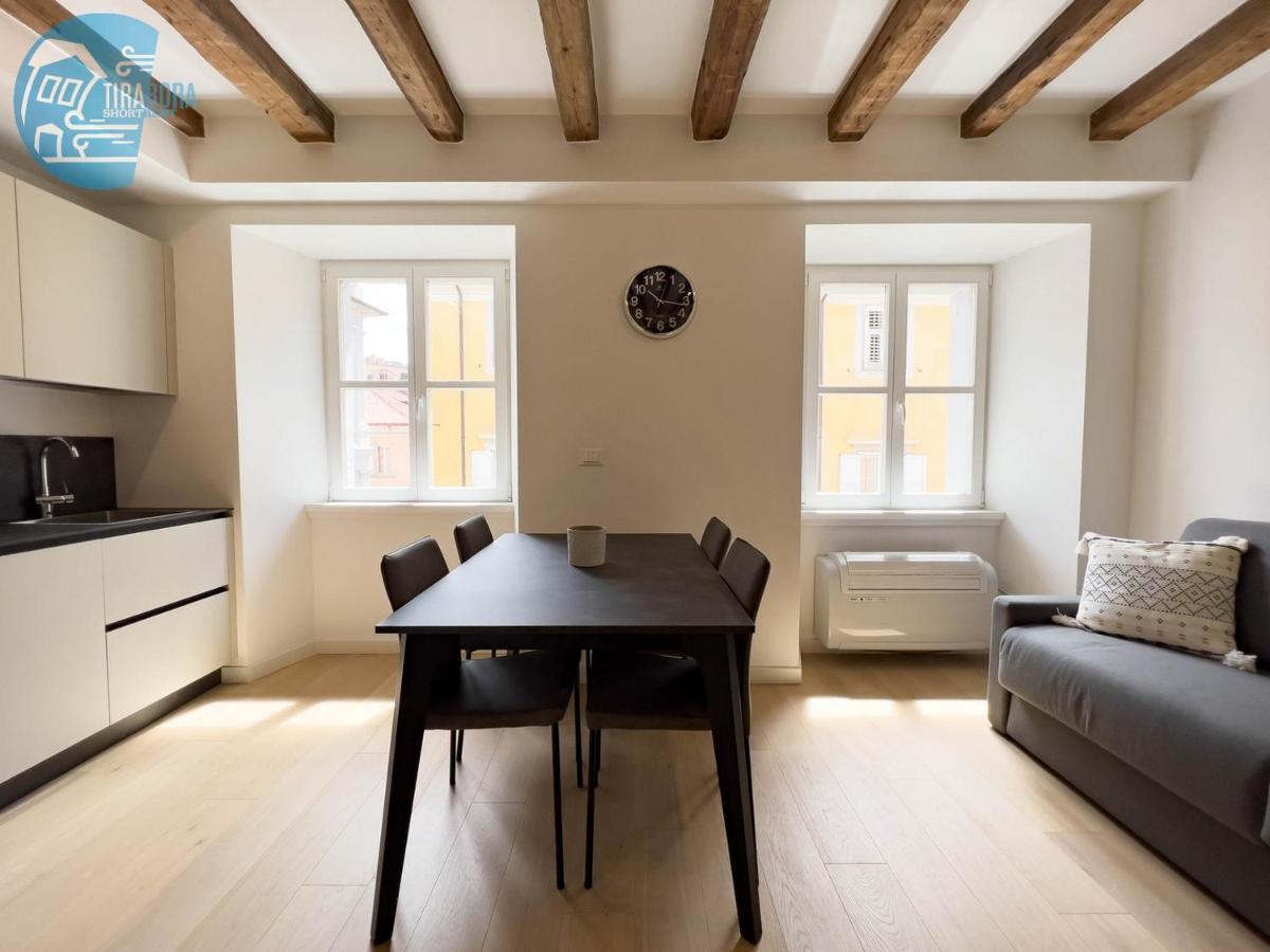 Cavana 10 Tirabora Short Rent Trieste Bagian luar foto